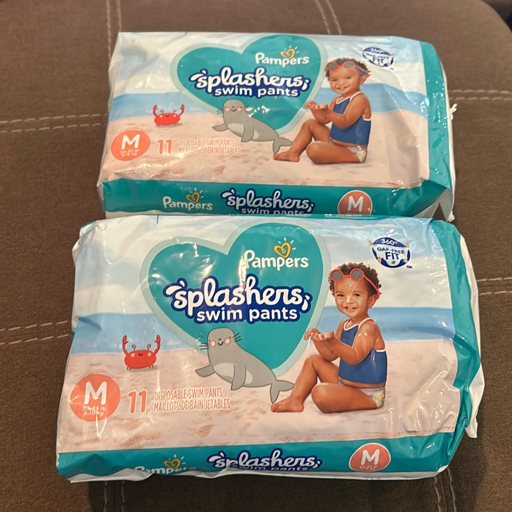 Pampers splashers swim pants (11 per pack) size medium 2 bags all NWT
